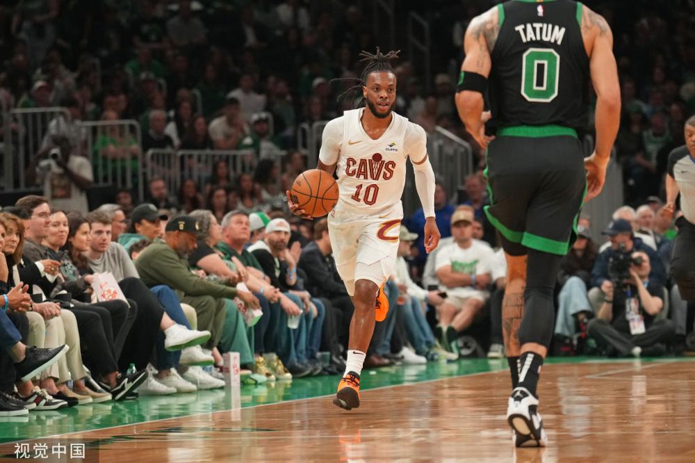 夏联背后的 夏联背后的