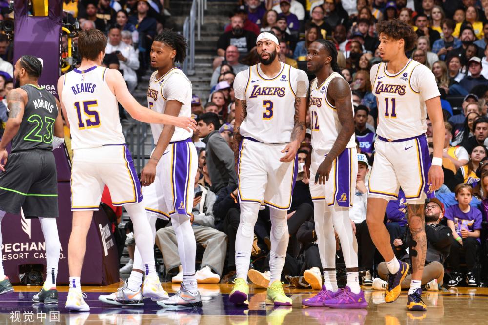 使阿诺德 使阿诺德